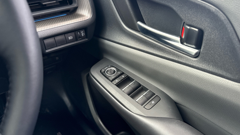 Toyota Prius 2.0 PHEV Design 5dr CVT Hatchback